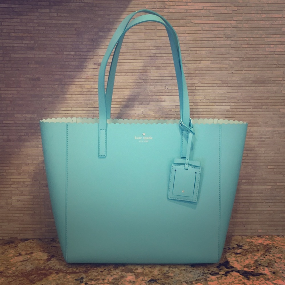 Kate Spade Cape Drive Hallie Tote in Blue